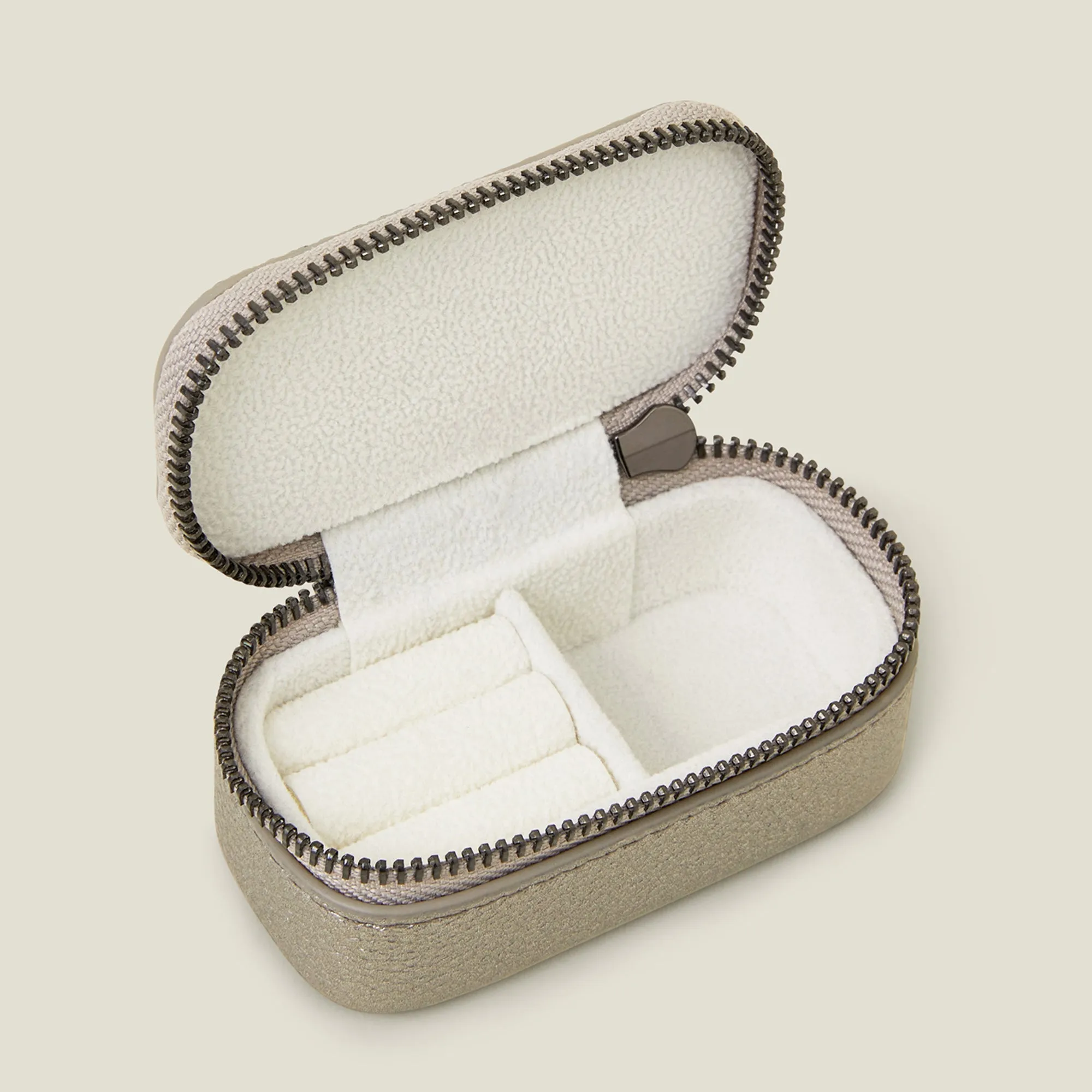 Accessorize London Women's Silver Mini Travel Jewellery Box