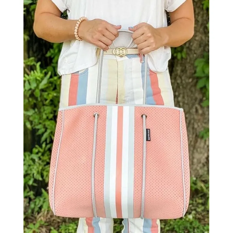 CLEARANCE: Classic Large Tote - Bathurst