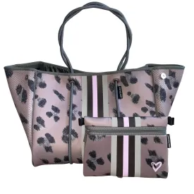CLEARANCE: Classic Large Tote - Kitimat