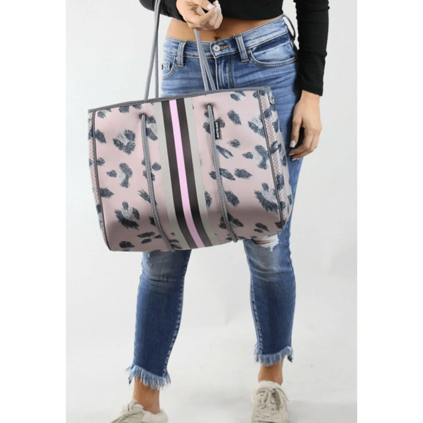 CLEARANCE: Classic Large Tote - Kitimat