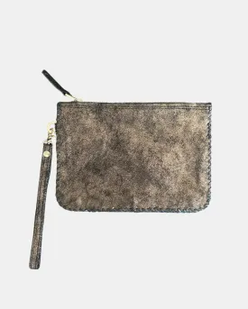 LAILA WRISTLET POUCH IN BLACK