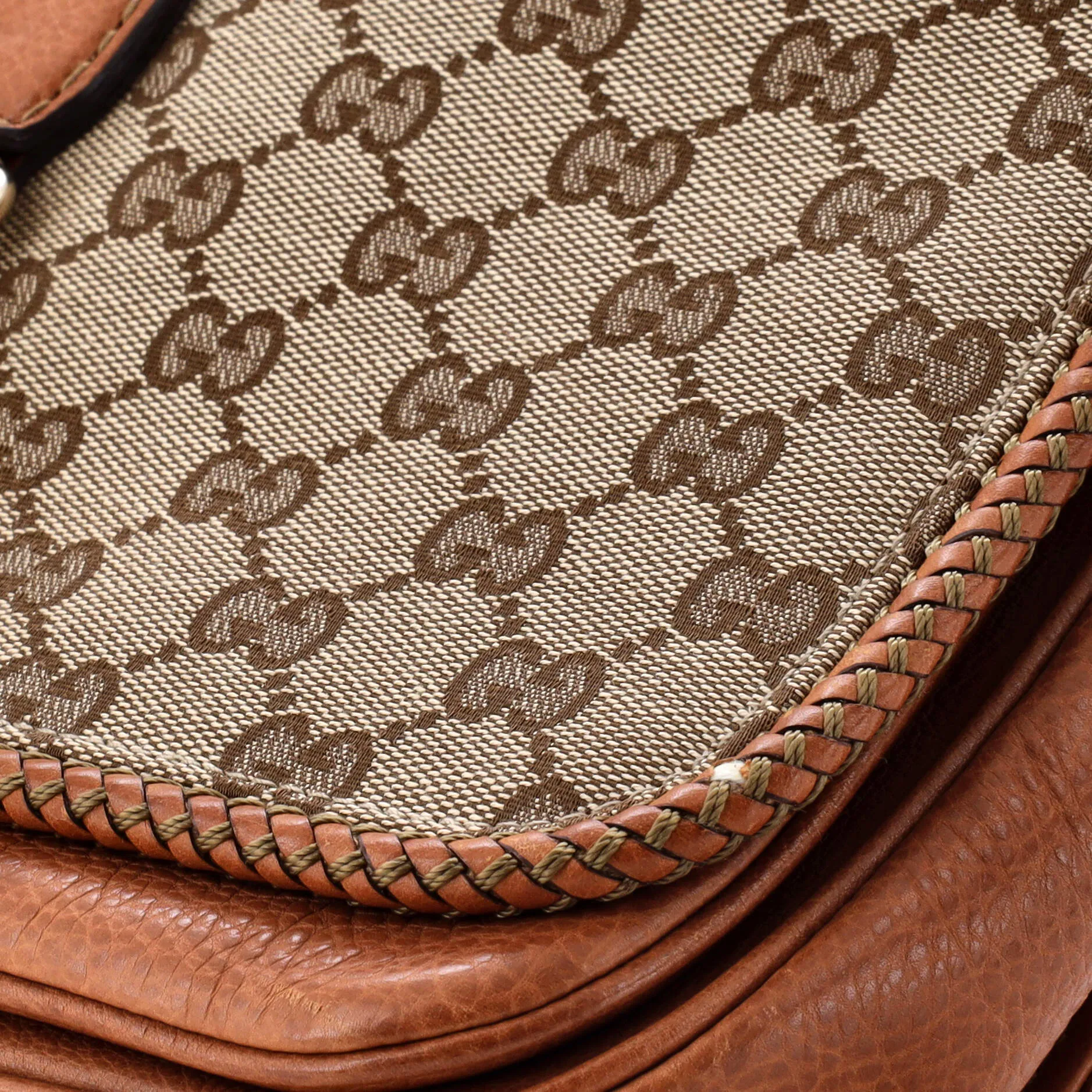 Marrakech Messenger Bag GG Canvas Medium