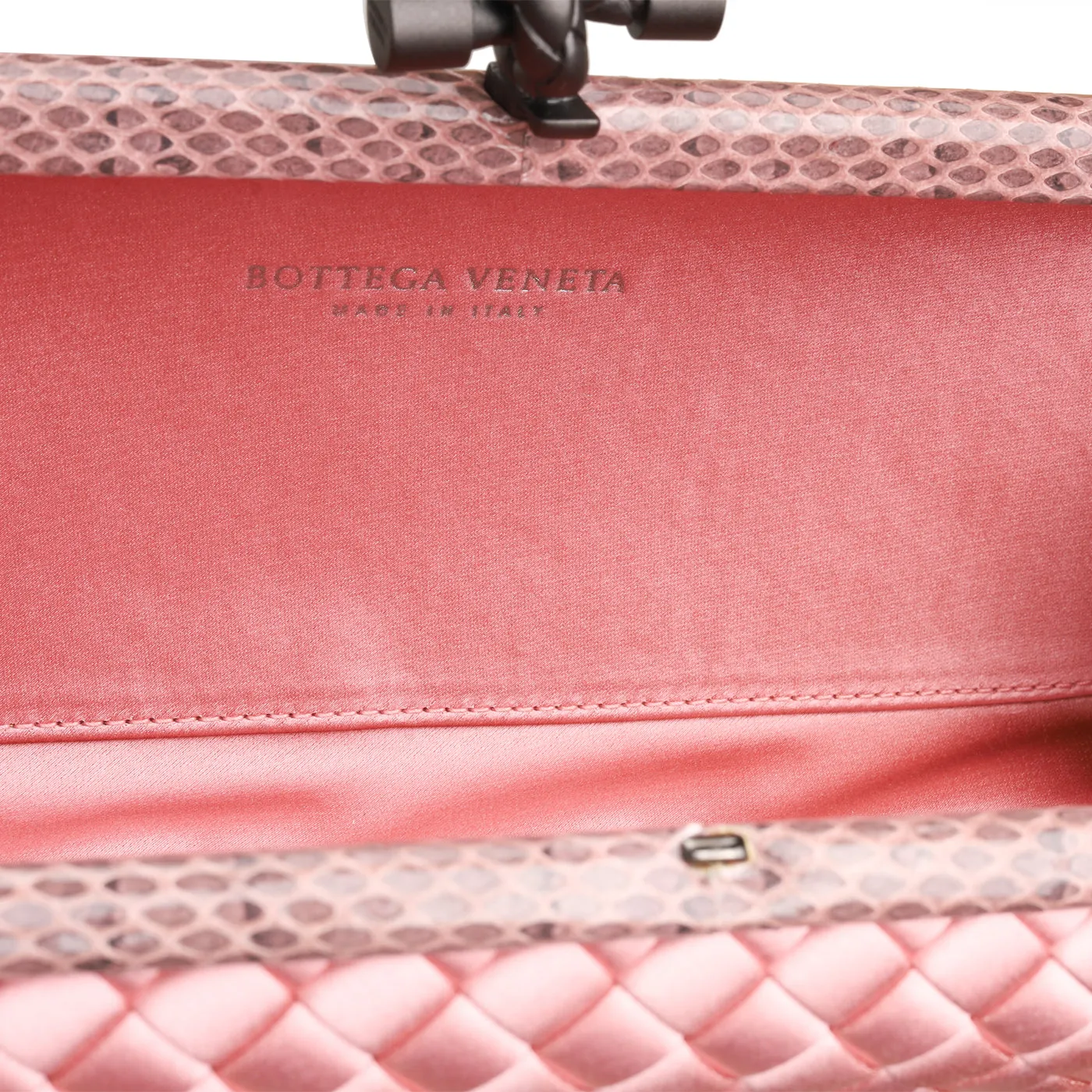Stretch Knot Clutch