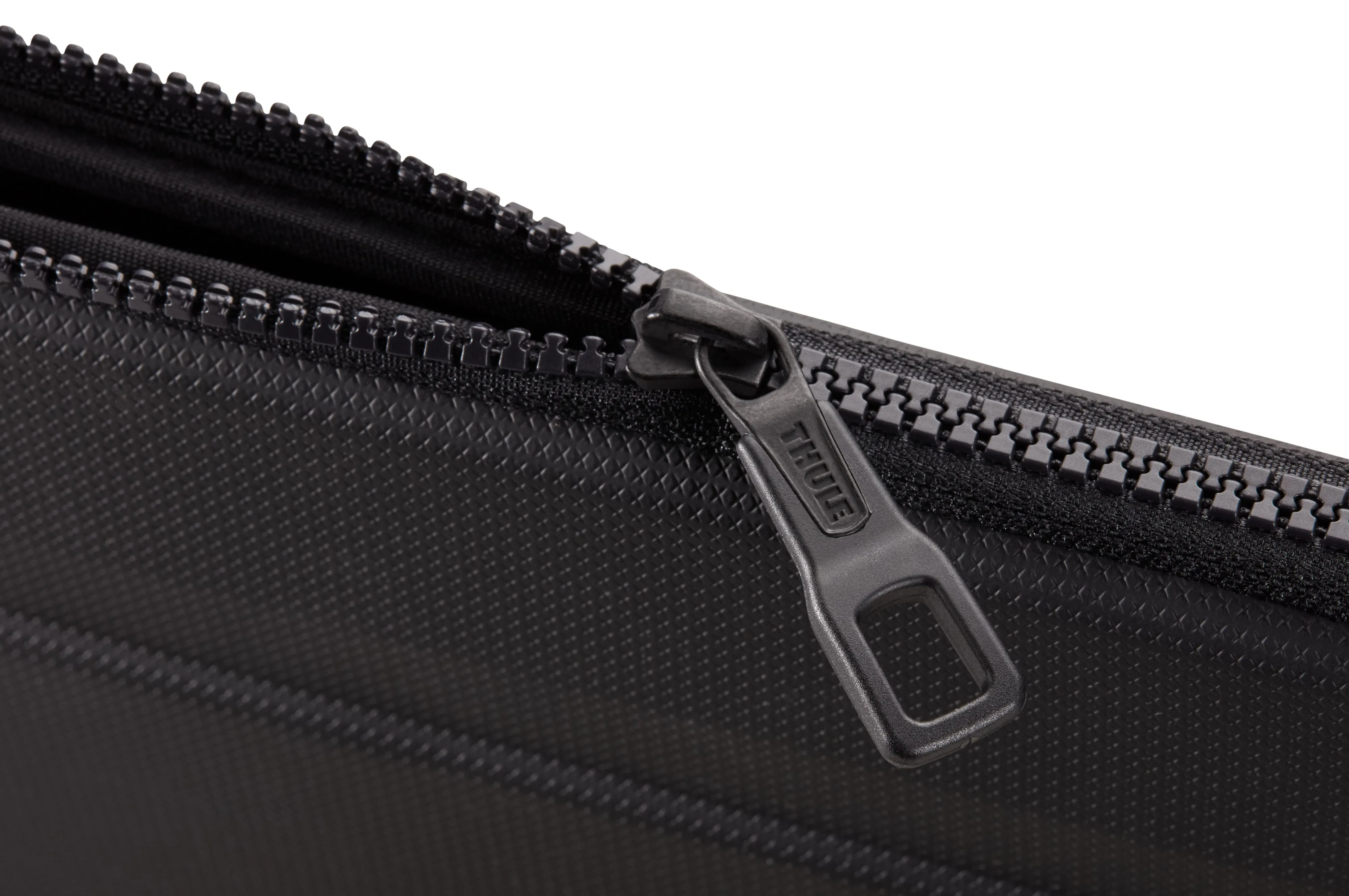 THULE Gauntlet 4 Sleeve for MacBook 16'' - Black