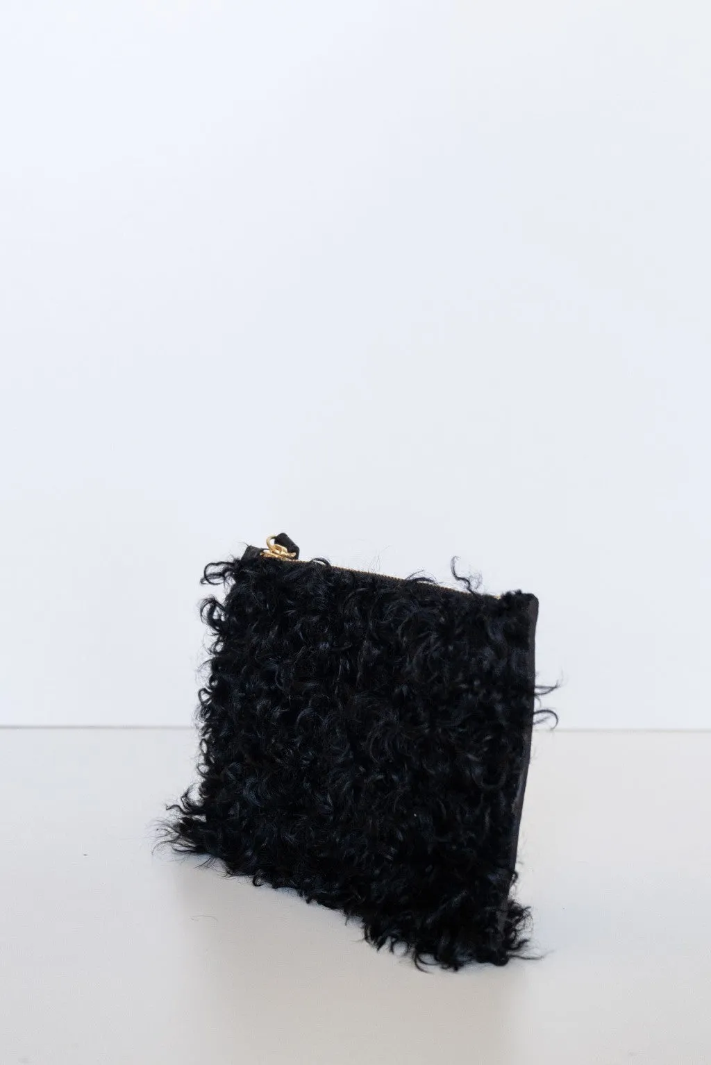 Vash Cleo Clutch Black Shearling