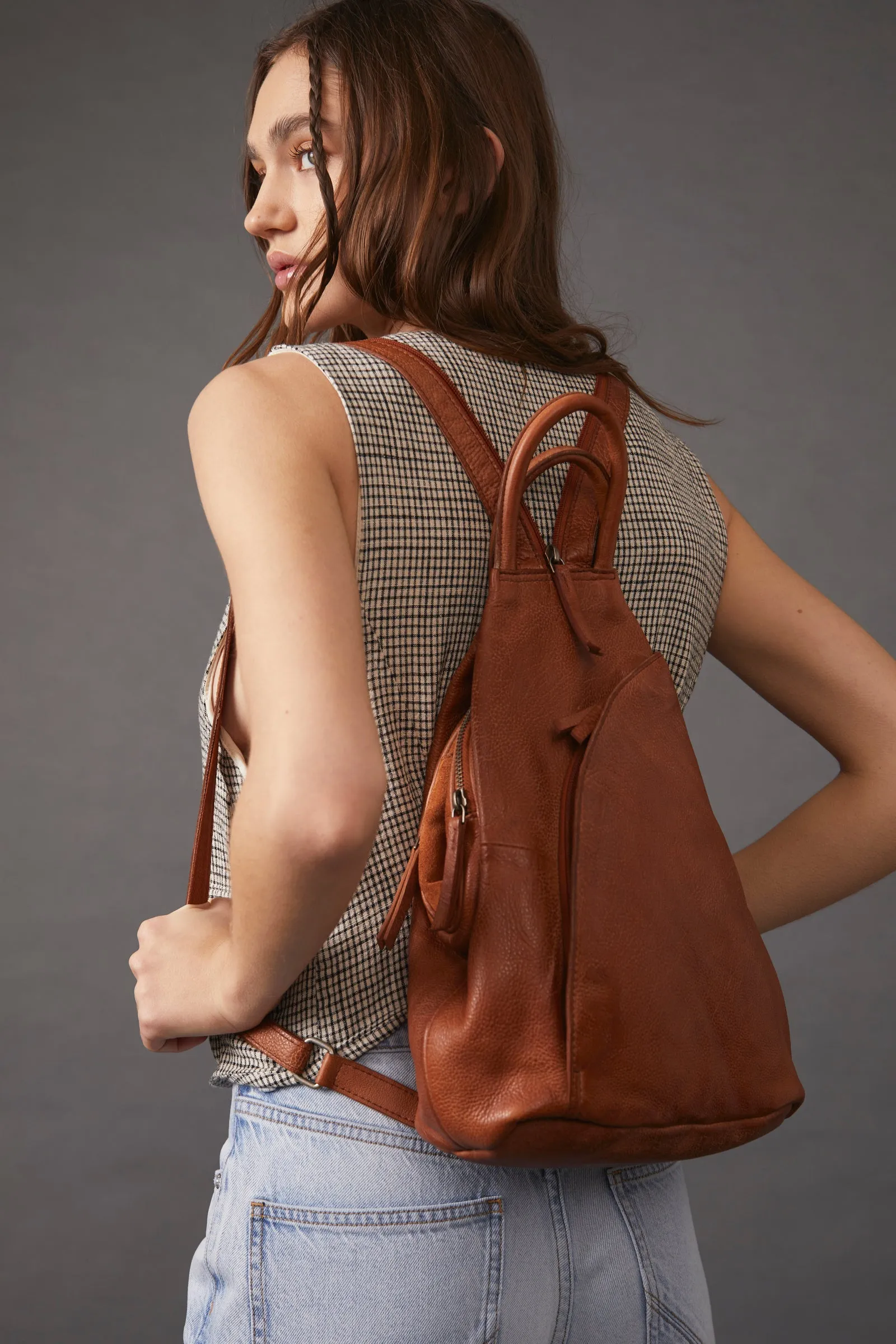 WTF Soho Convertible Bag (Distressed Brown)