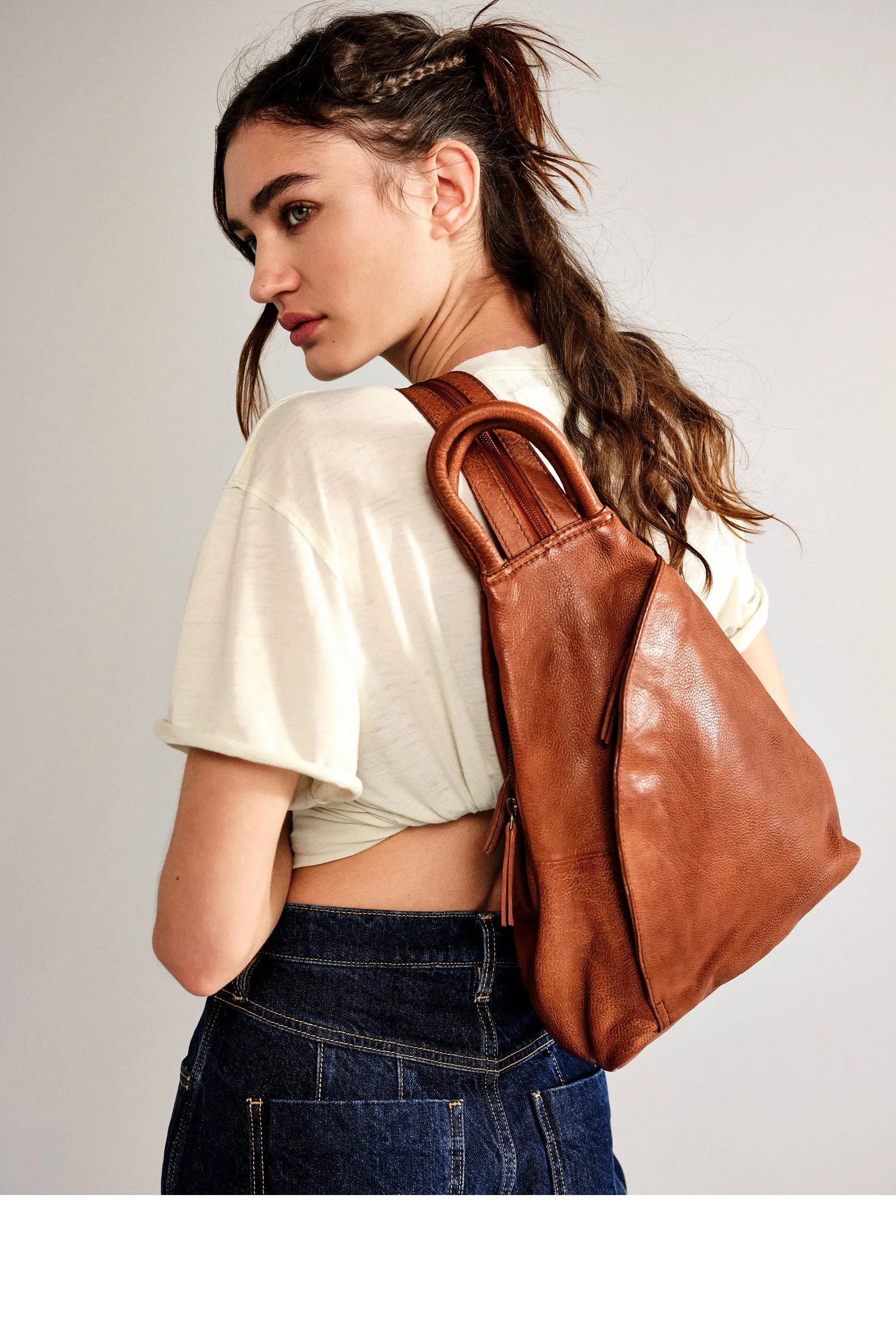 WTF Soho Convertible Bag (Distressed Brown)